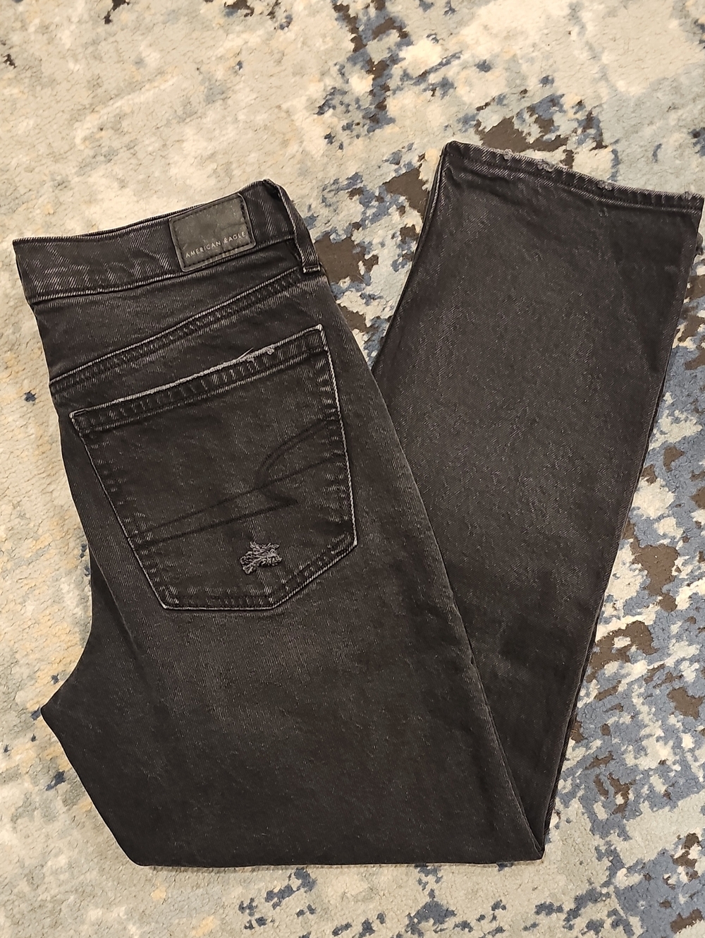Like New American Eagle Outfitters Black Straight Distressed Cropped Jeans